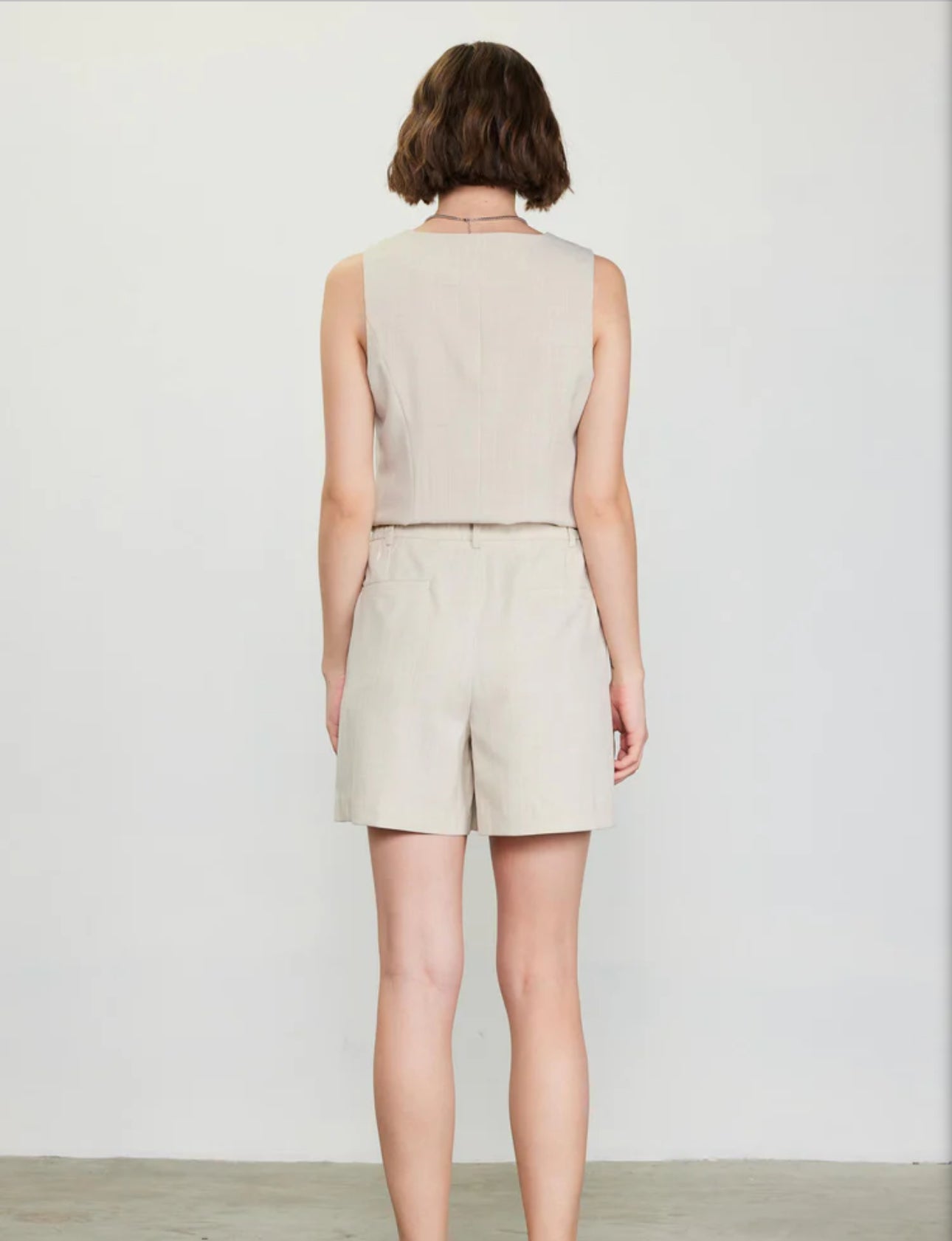 Mélange Pleated Shorts - Beige