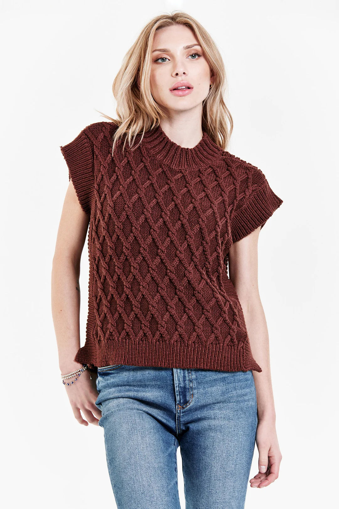 BRIANA WIDE NECK SWEATER VEST CHOCOLATE CHIP