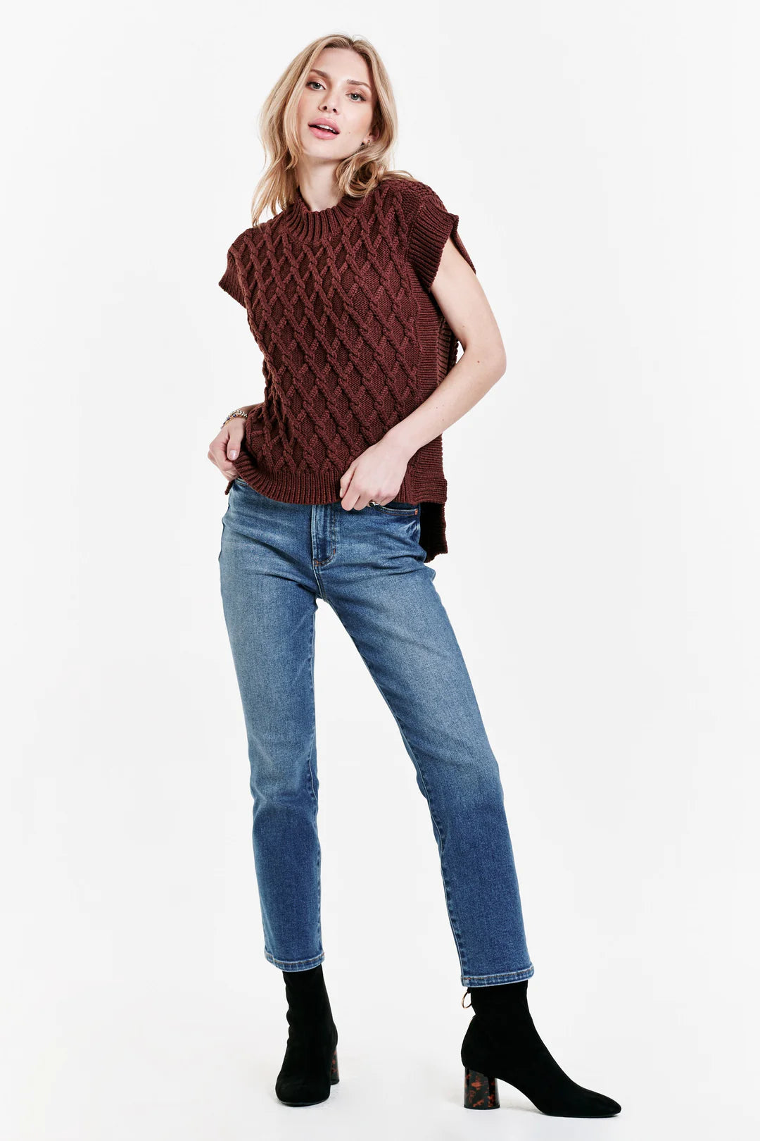 BRIANA WIDE NECK SWEATER VEST CHOCOLATE CHIP