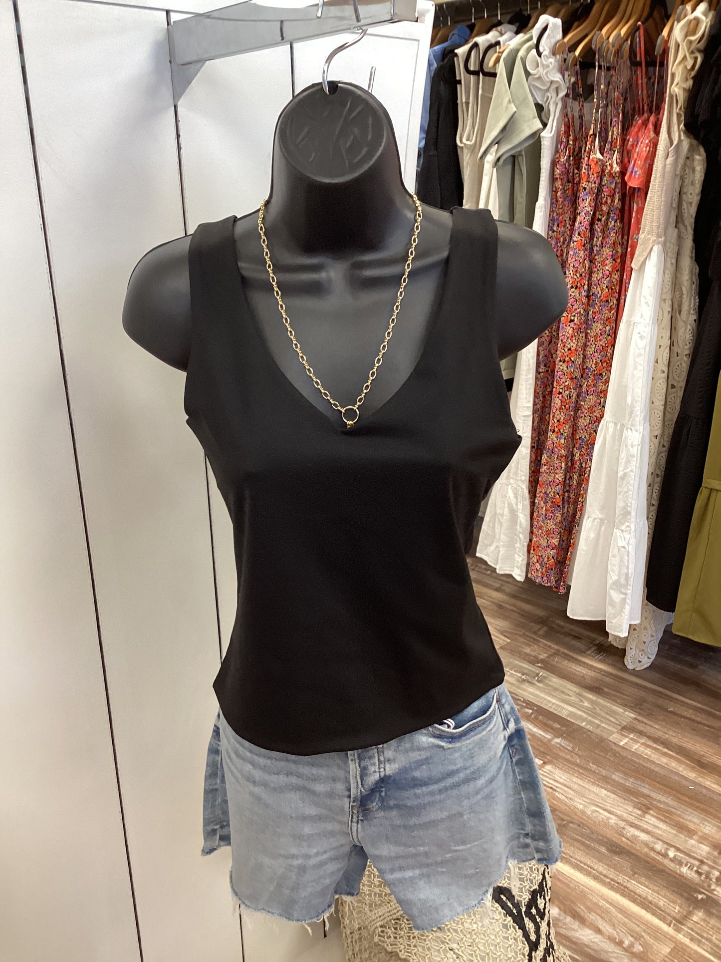 Avala V-neck So Smooth Top