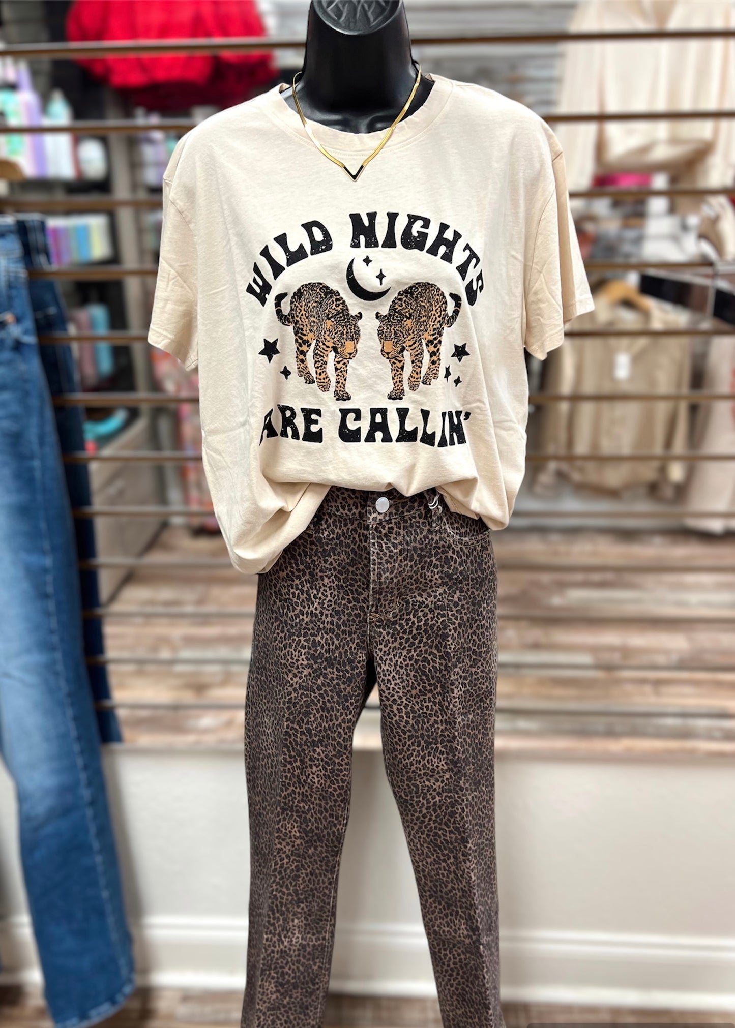 Mumu Thomas Tee Wild Nights Graphic